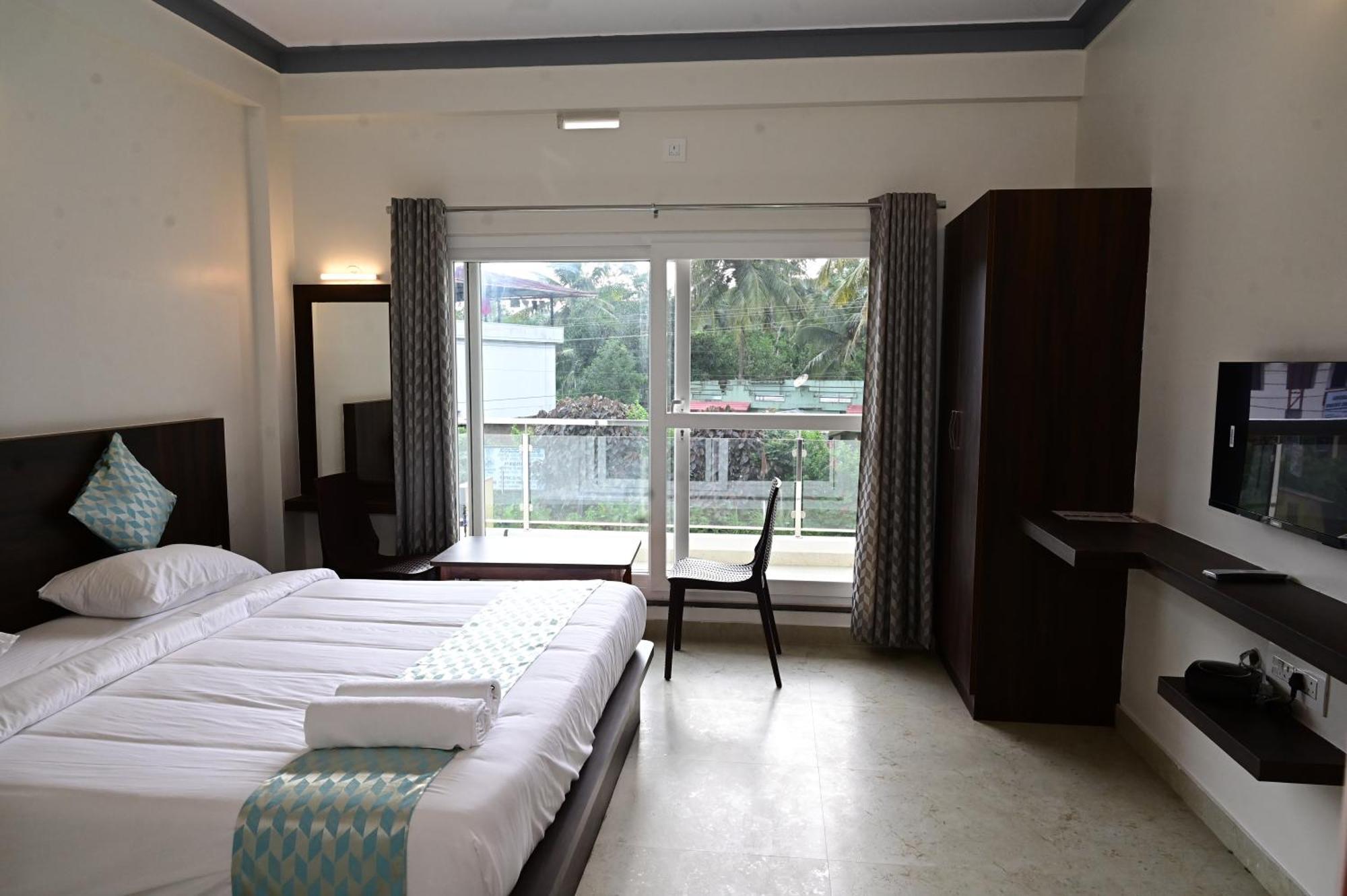 Grand Misty Heaven Villa Madikeri Kültér fotó