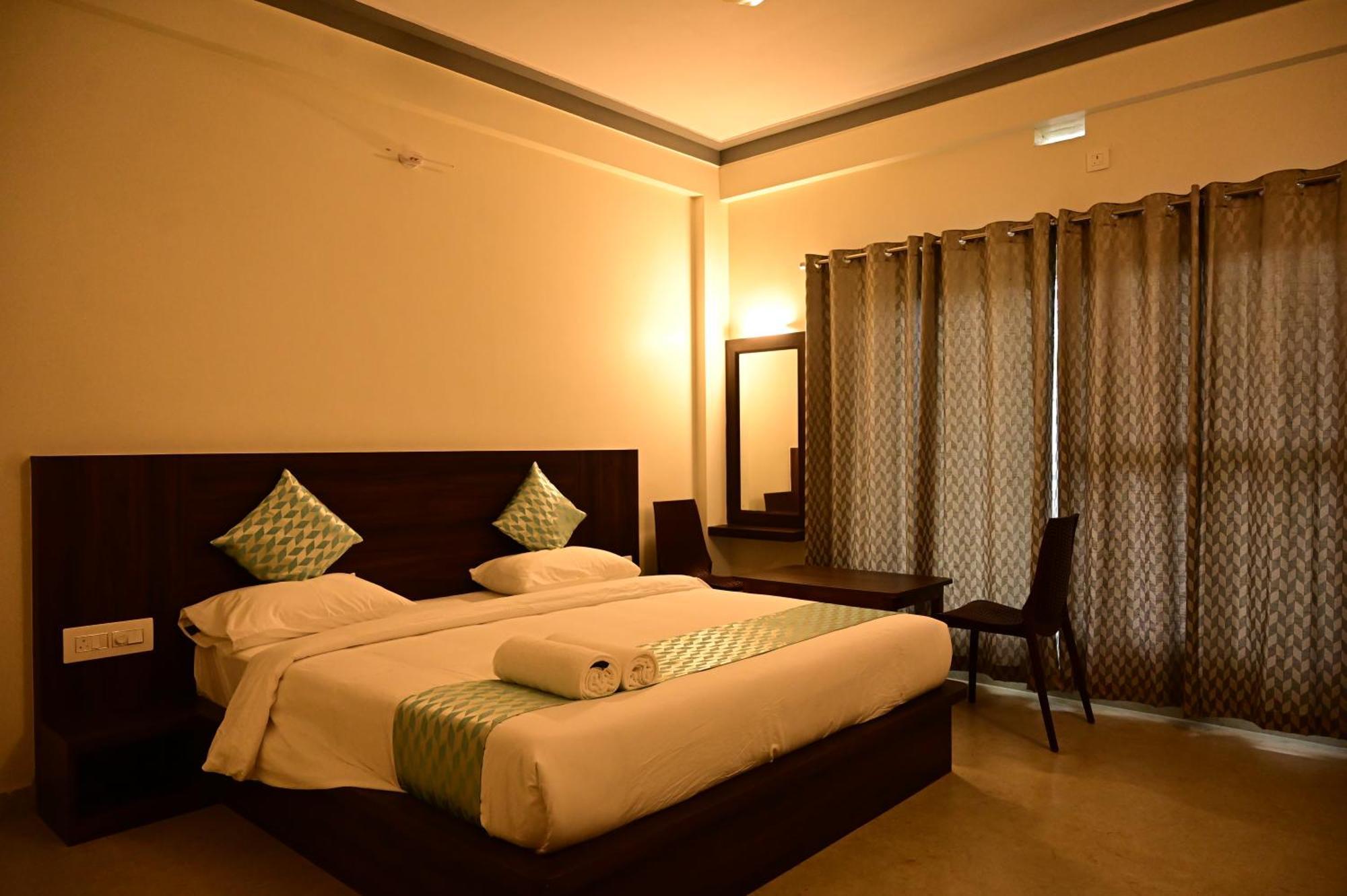 Grand Misty Heaven Villa Madikeri Kültér fotó