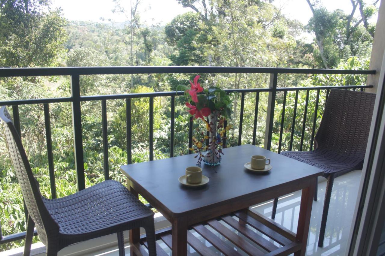 Grand Misty Heaven Villa Madikeri Kültér fotó