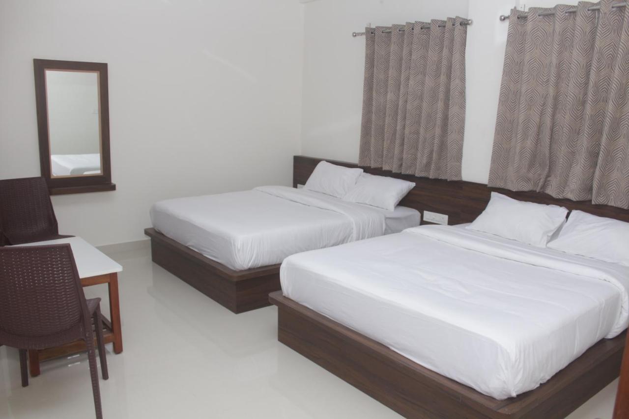 Grand Misty Heaven Villa Madikeri Kültér fotó