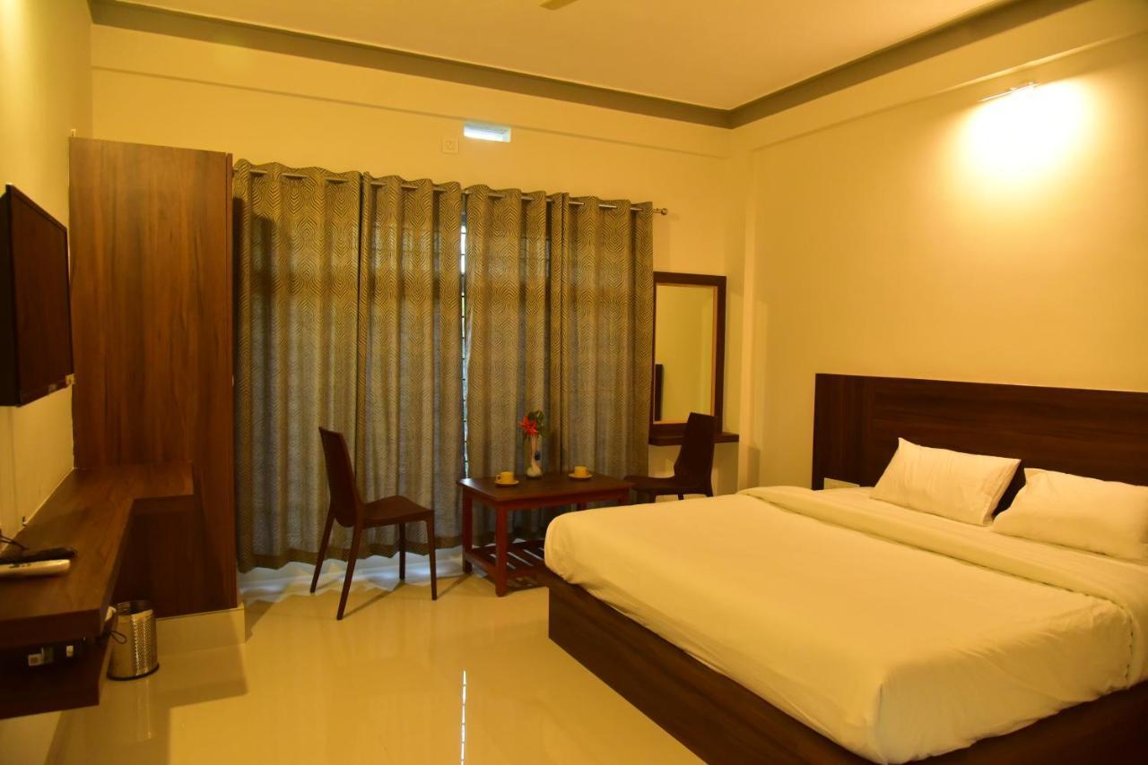 Grand Misty Heaven Villa Madikeri Kültér fotó